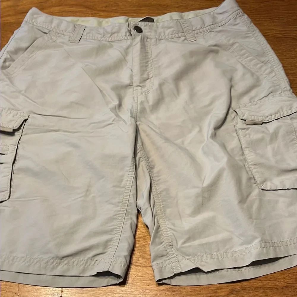 REI Gray Cargo Shorts with Durable Construction